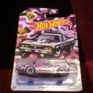 I'm selling a hot wheel it's a 68 el Camino
